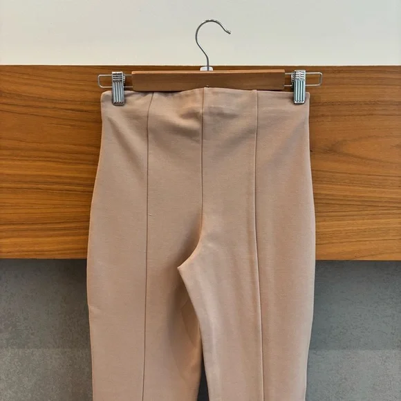 NWOT LOVERS & FRIENDS FARAH LEGGING, SIZES XS